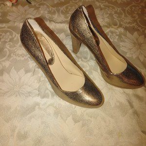 BANANA REPUBLICA HEELS